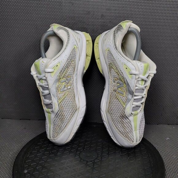 New Balance 540 Shoes Womens Sz 8.5 White Yellow Trainers Sneakers - Picture 6 of 10